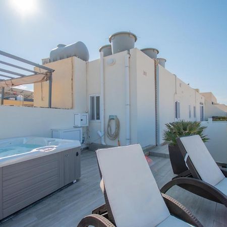 Kernice Penthouse With Sea And Country Views Of Xghajra Dış mekan fotoğraf