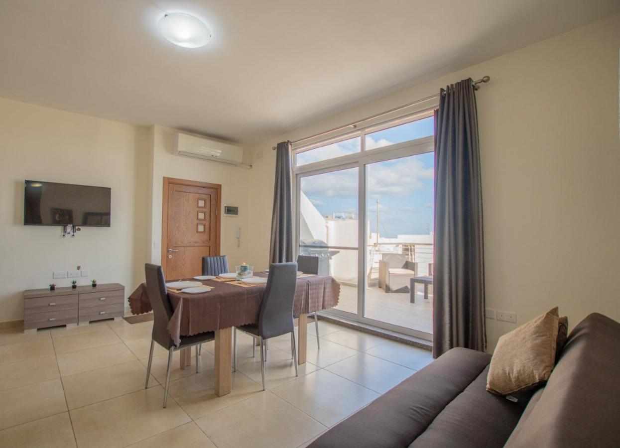 Kernice Penthouse With Sea And Country Views Of Xghajra Dış mekan fotoğraf